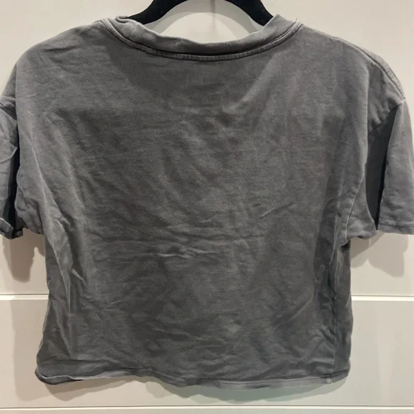 O’Neill Girls size small crop surf tshirt.  oversized crop size S - Picture 2 of 2